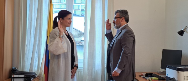 Nueva vicecónsul de Colombia en Frankfurt se posesionó ante el cónsul general